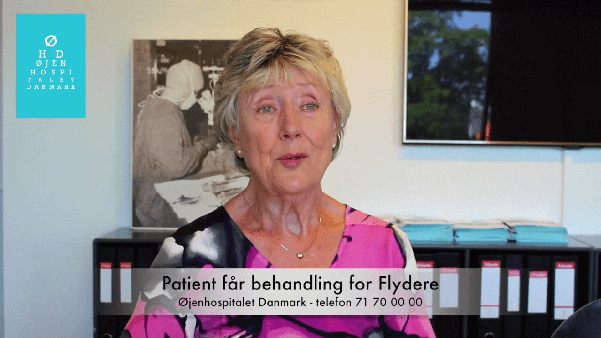 Screenshot af Britta, der deler sin erfaring efter behandling for synshæmmende Floaters på Øjenhospitalet Danmark.