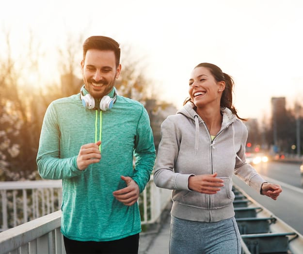 Nyd friheden med en øjenlaseroperation slip for briller og kontaktlinser