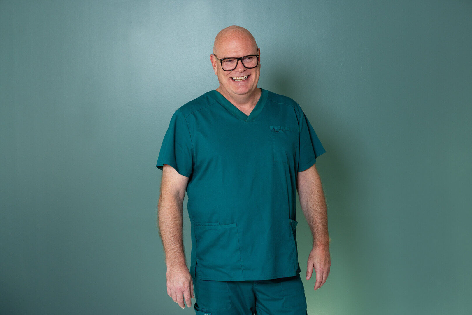 Portrætbillede af Jesper, ledende optometrist på Øjenhospitalet Danmark.