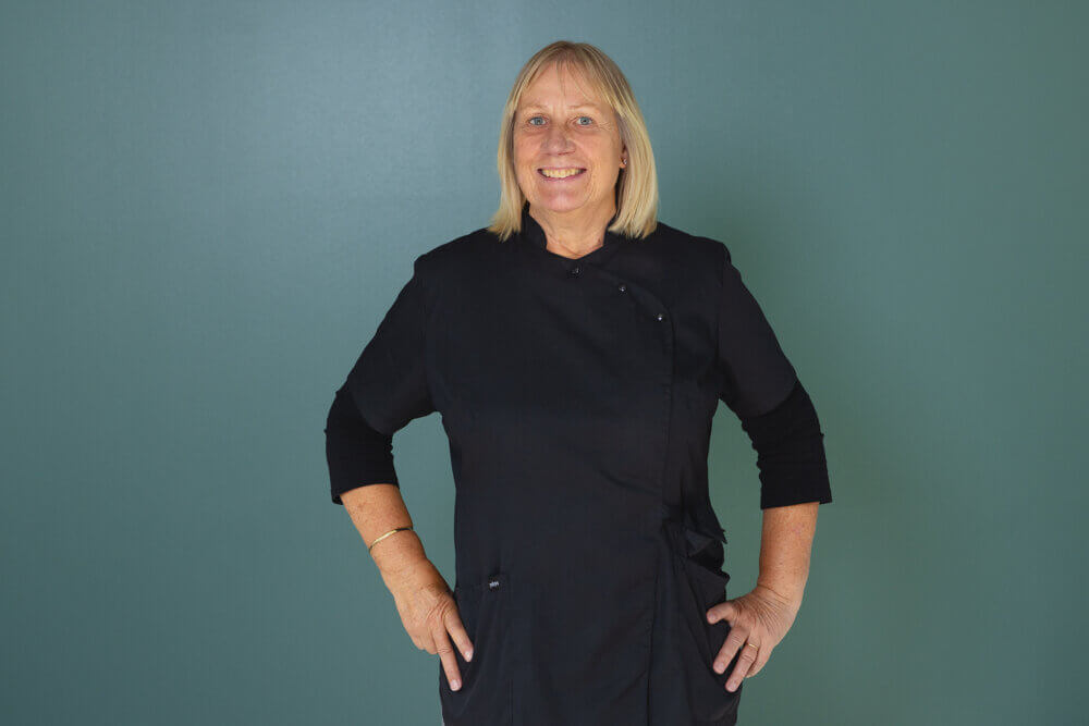 Portrætbillede af Tina, lægesekretær på Øjenhospitalet Danmark.