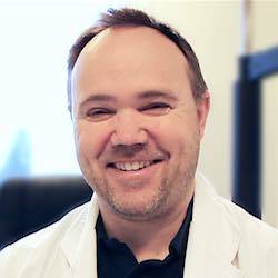 Øjenlæge, Andreas Helgesen, Øjenhospitalet Danmark.