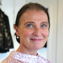 Billedet viser Hanne, patientkoordinator på Øjenhospitalet Danmark